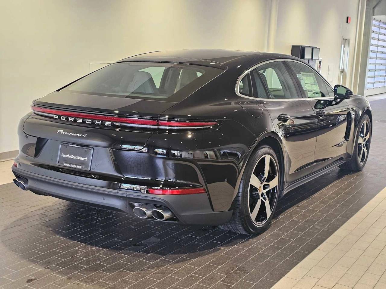 2025 Porsche Panamera Panamera 4