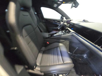 2025 Porsche Panamera Panamera 4