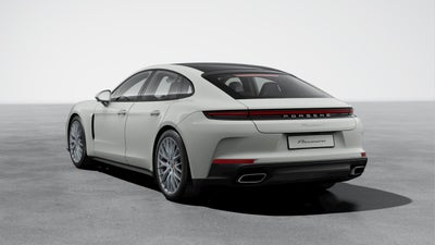2025 Porsche Panamera Panamera 4