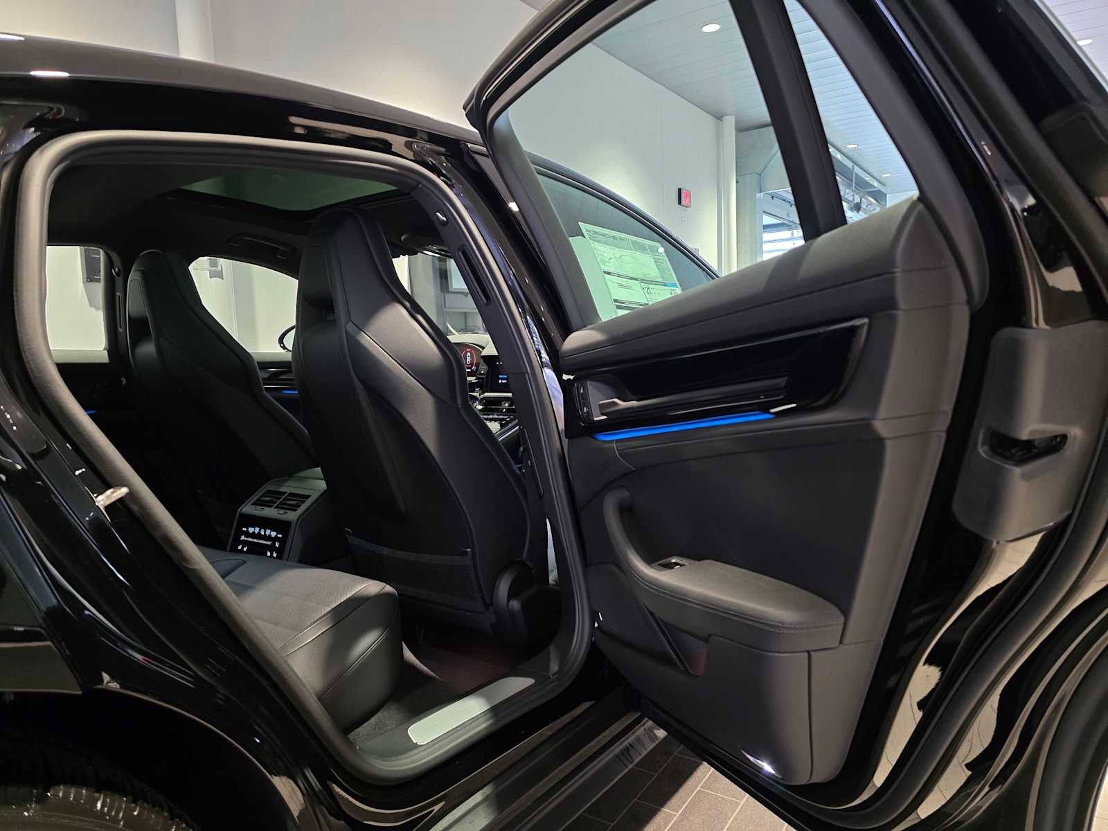 2026 Porsche Panamera Base