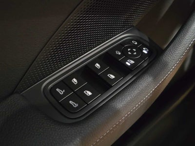 2026 Porsche Panamera Base