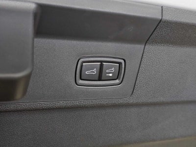 2025 Porsche Panamera 4