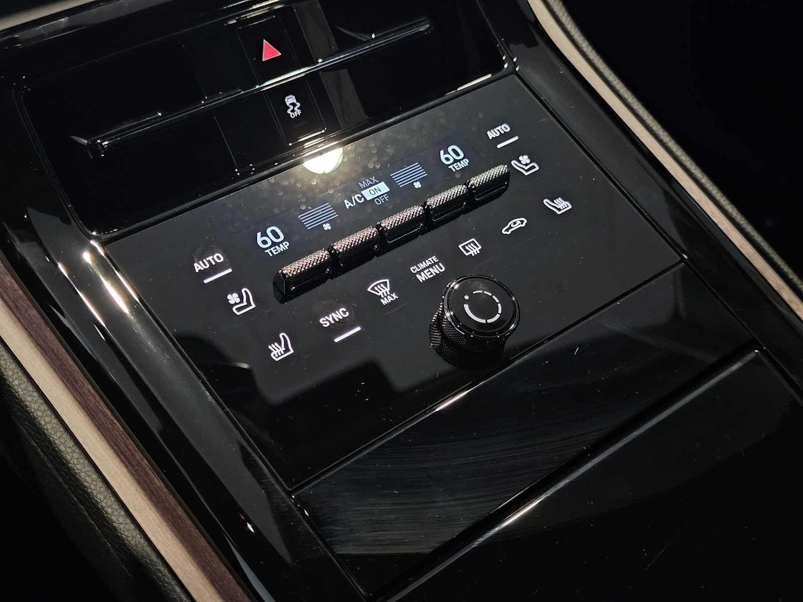 2025 Porsche Panamera 4