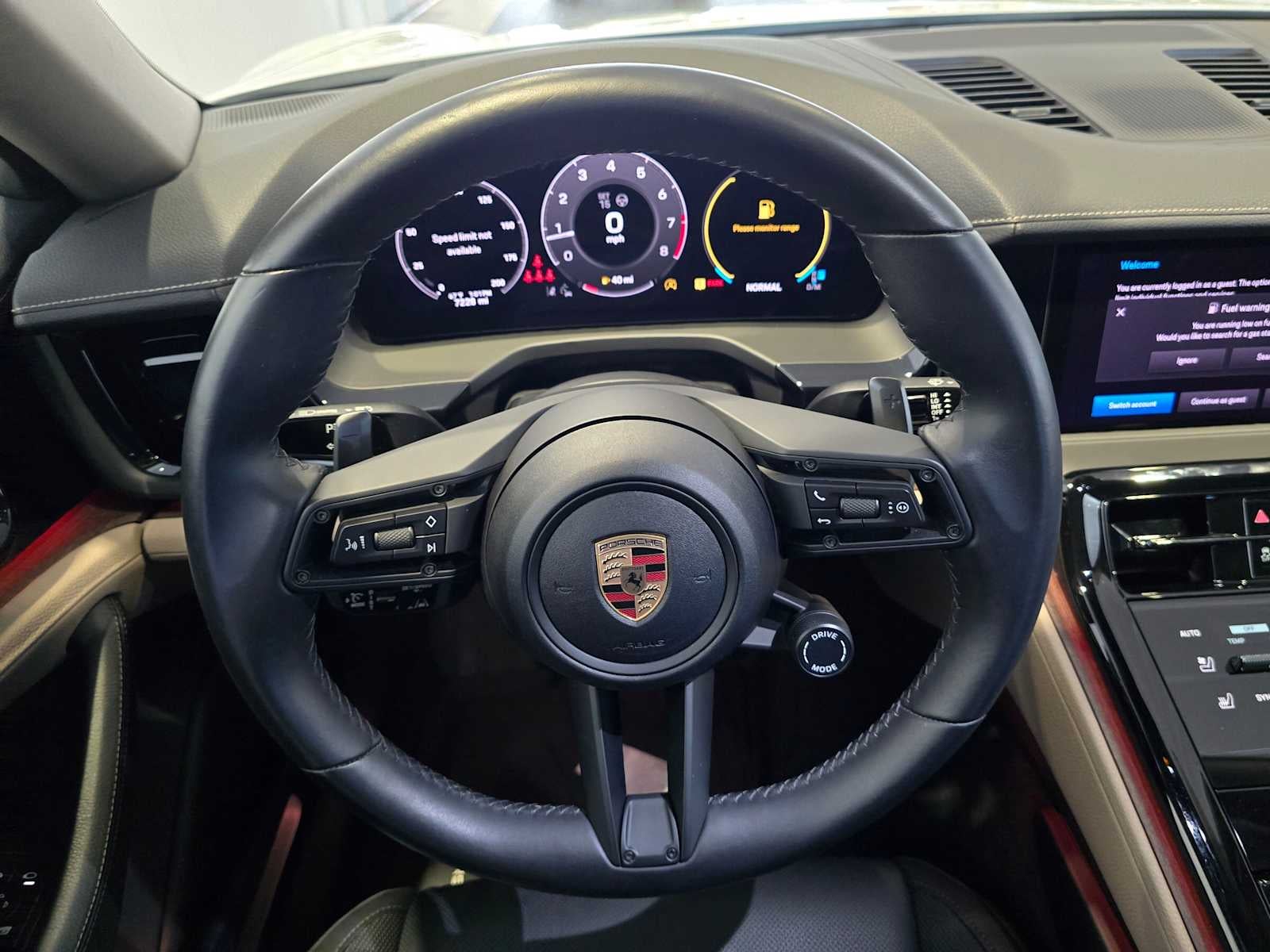 2024 Porsche Panamera 4