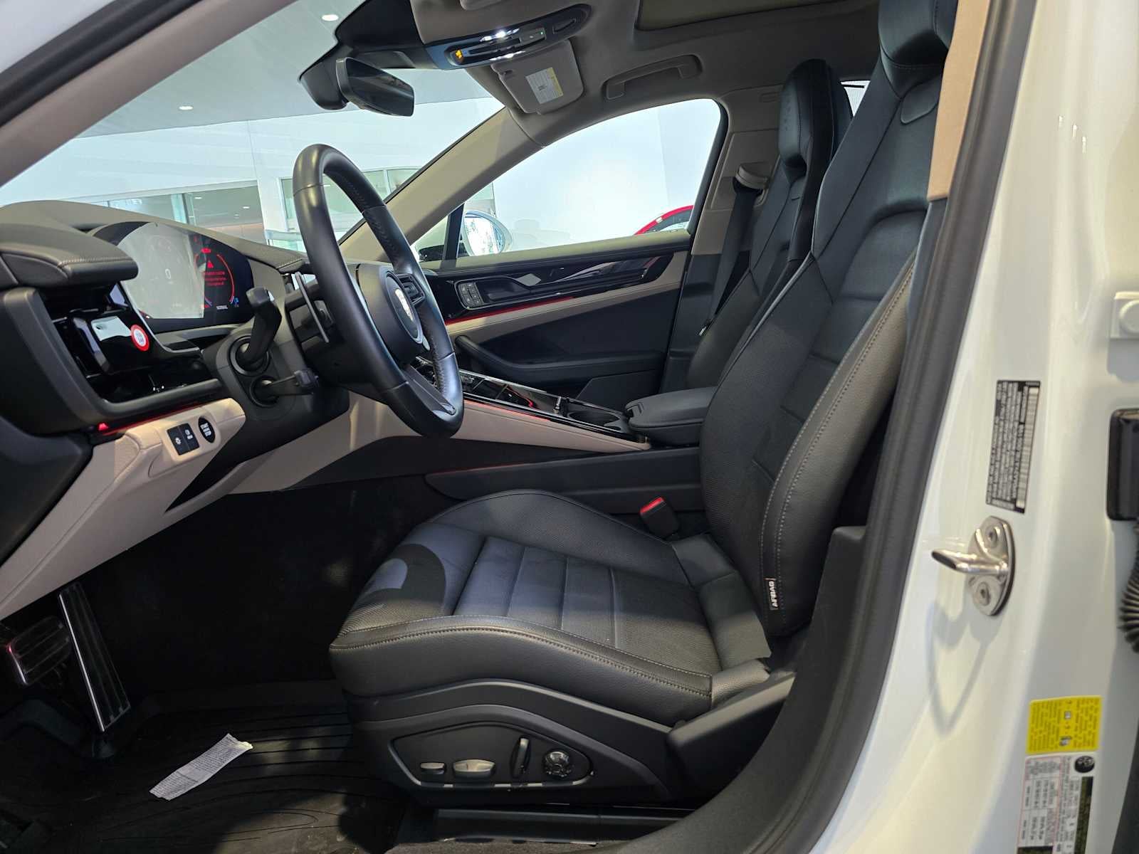 2024 Porsche Panamera 4