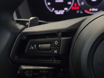 2024 Porsche Panamera 4