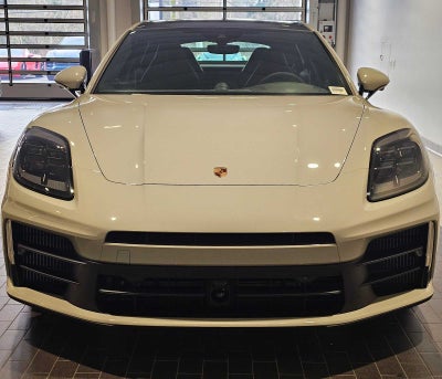 2025 Porsche Panamera 4
