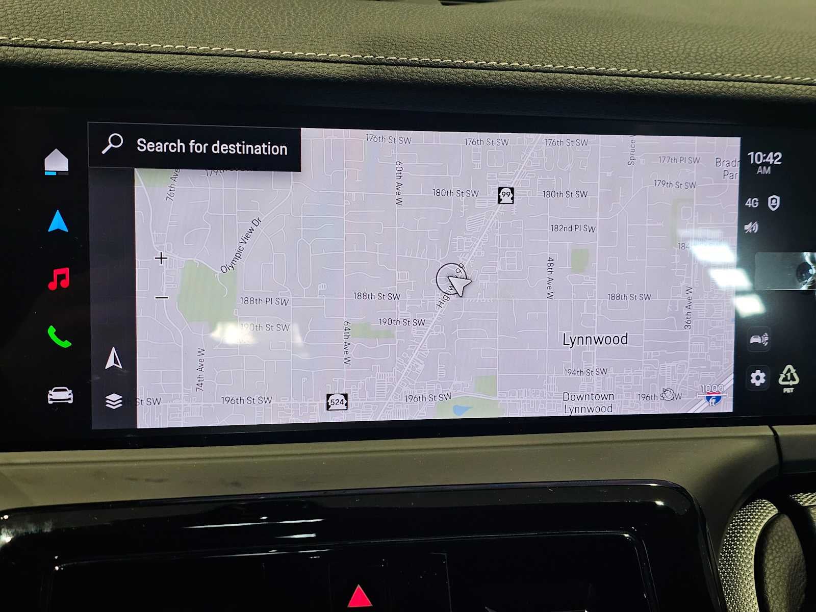 2025 Porsche Panamera 4