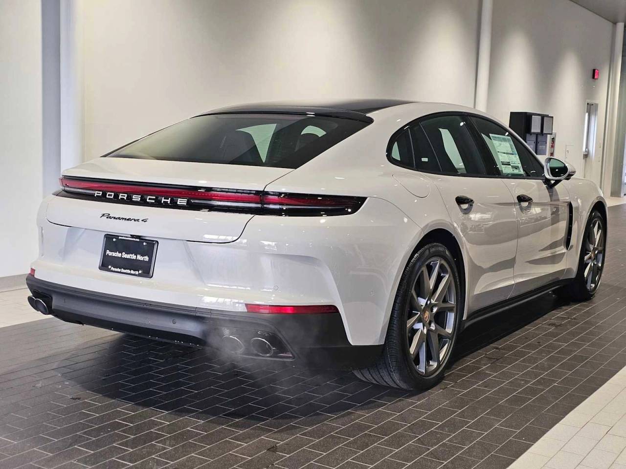 2025 Porsche Panamera Panamera 4