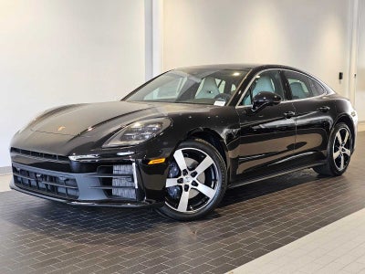 2025 Porsche Panamera Base