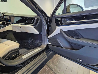 2025 Porsche Panamera Base