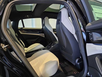 2025 Porsche Panamera Base