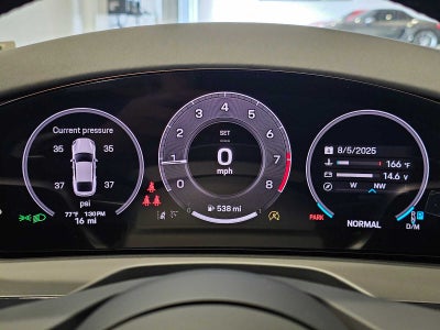 2025 Porsche Panamera Base