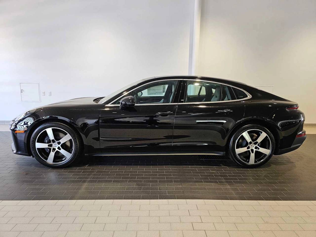 2025 Porsche Panamera Panamera