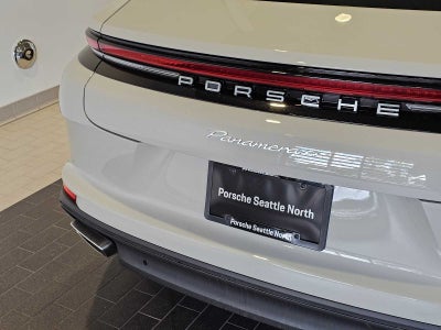 2025 Porsche Panamera 4