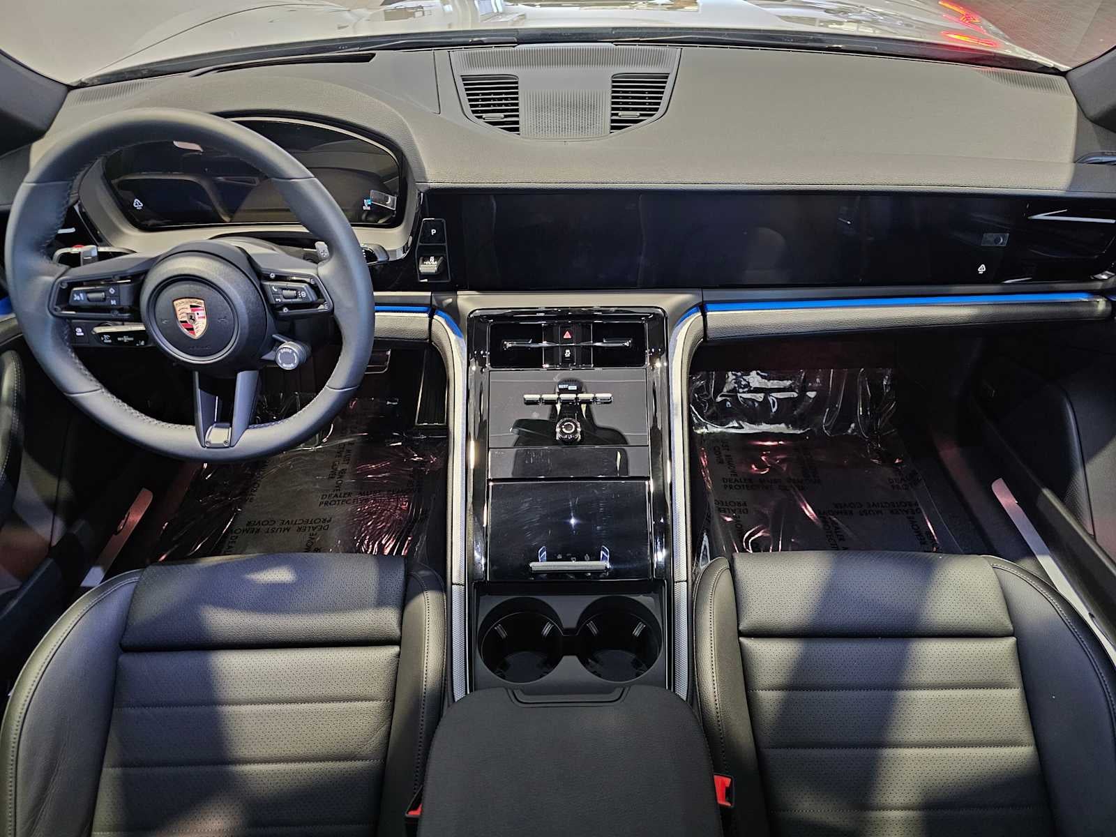 2025 Porsche Panamera 4