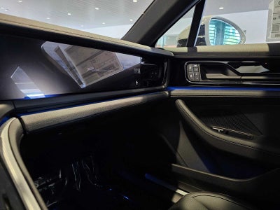 2025 Porsche Panamera 4