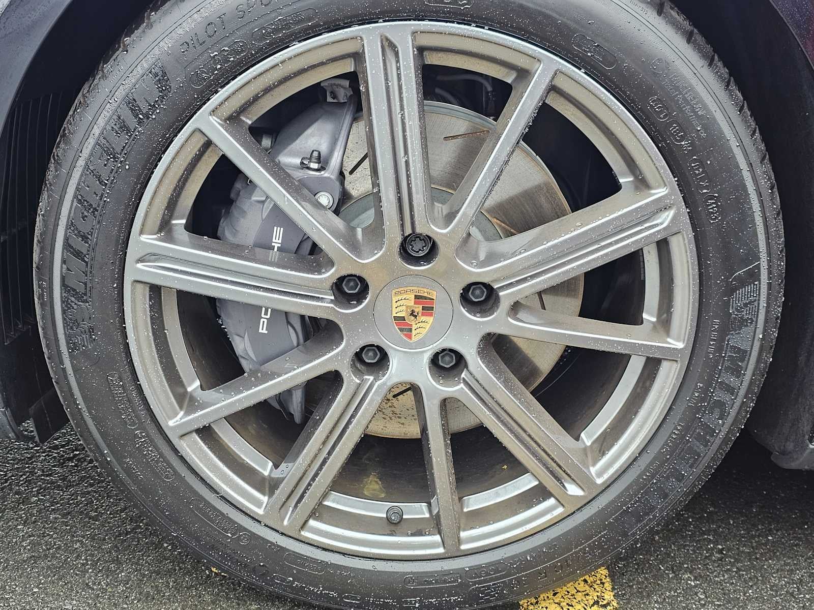 2024 Porsche Panamera 4