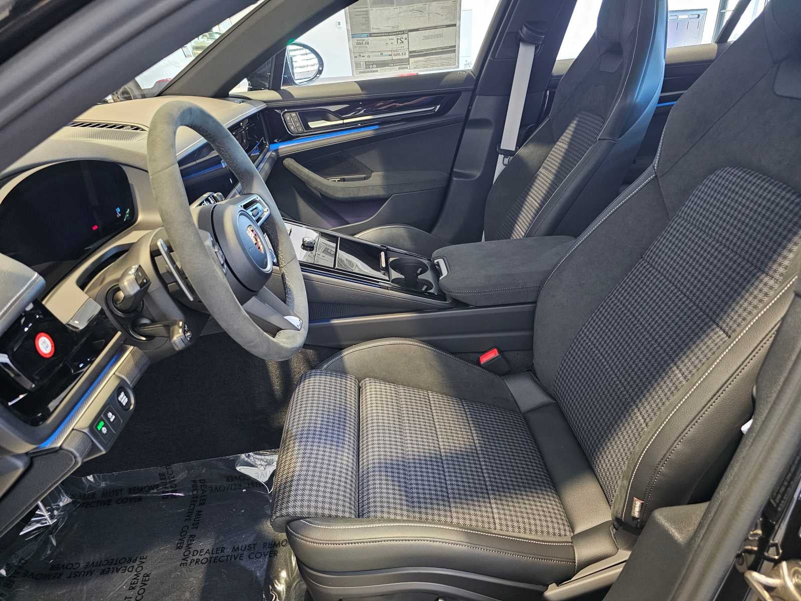 2024 Porsche Panamera 4