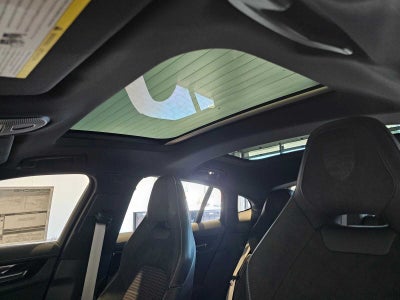 2024 Porsche Panamera 4