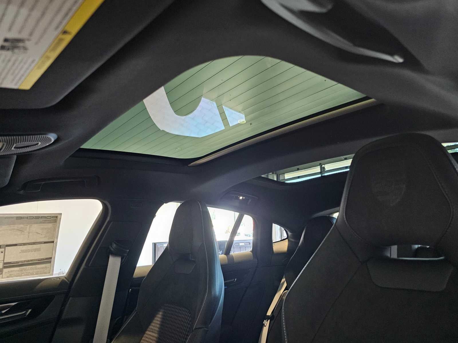 2024 Porsche Panamera 4