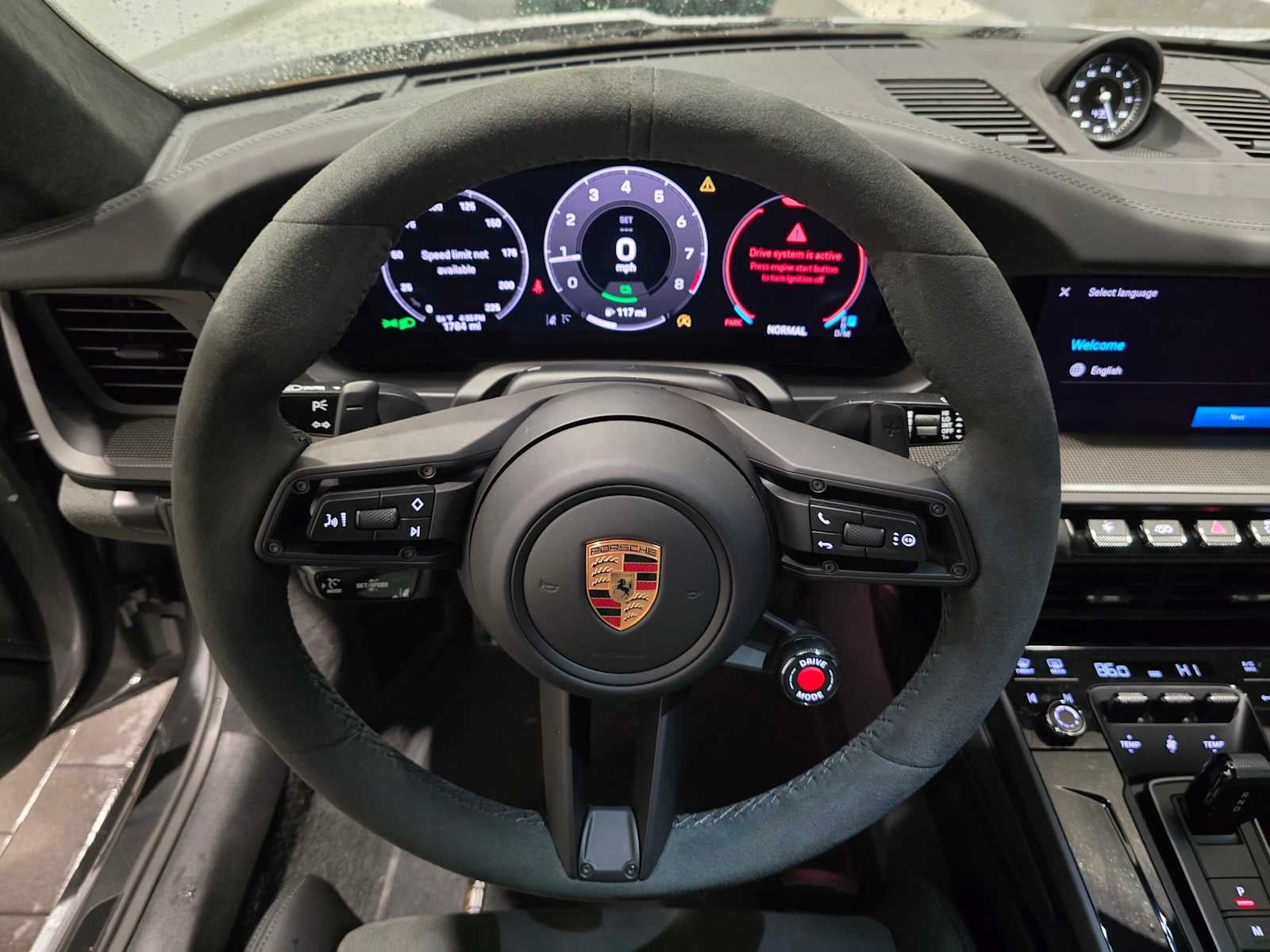 2025 Porsche 911 Carrera 4 GTS