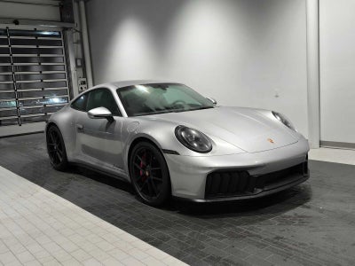 2025 Porsche 911 Carrera 4 GTS