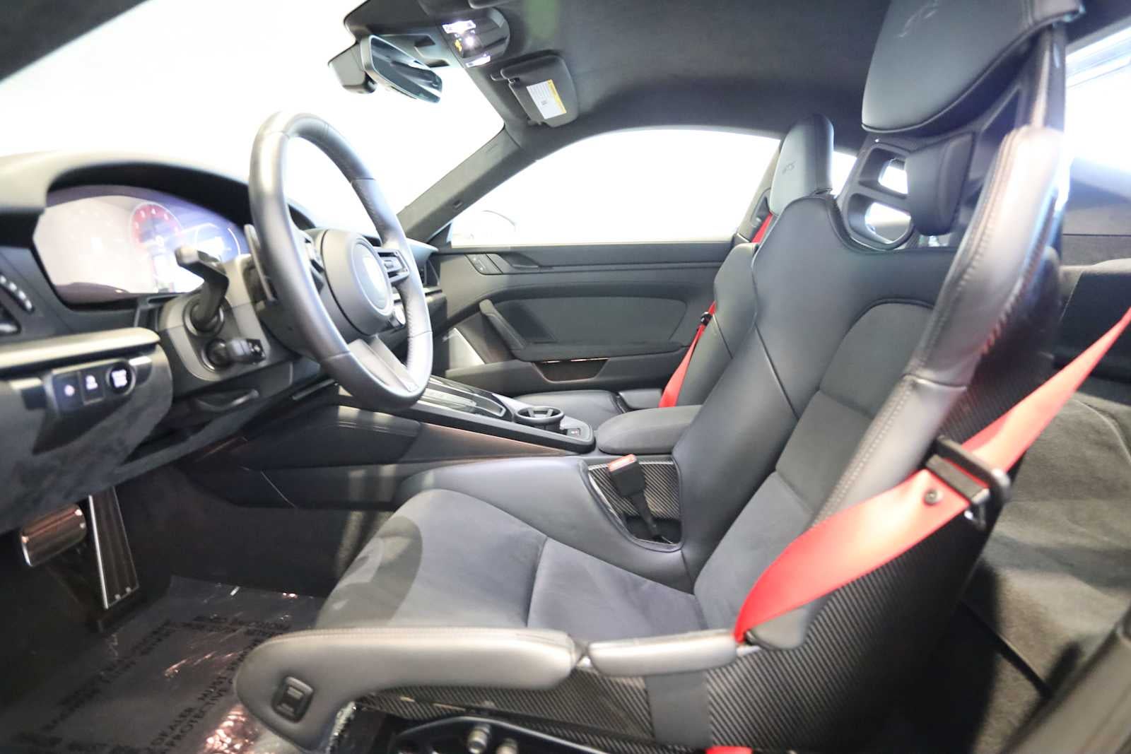 2025 Porsche 911 911 Carrera GTS