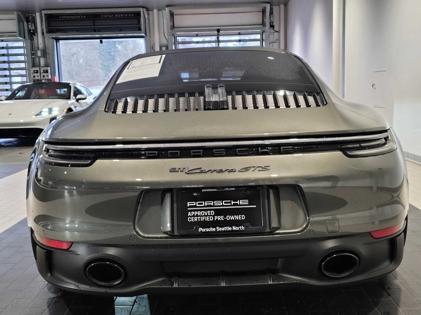 2023 Porsche 911 Carrera GTS