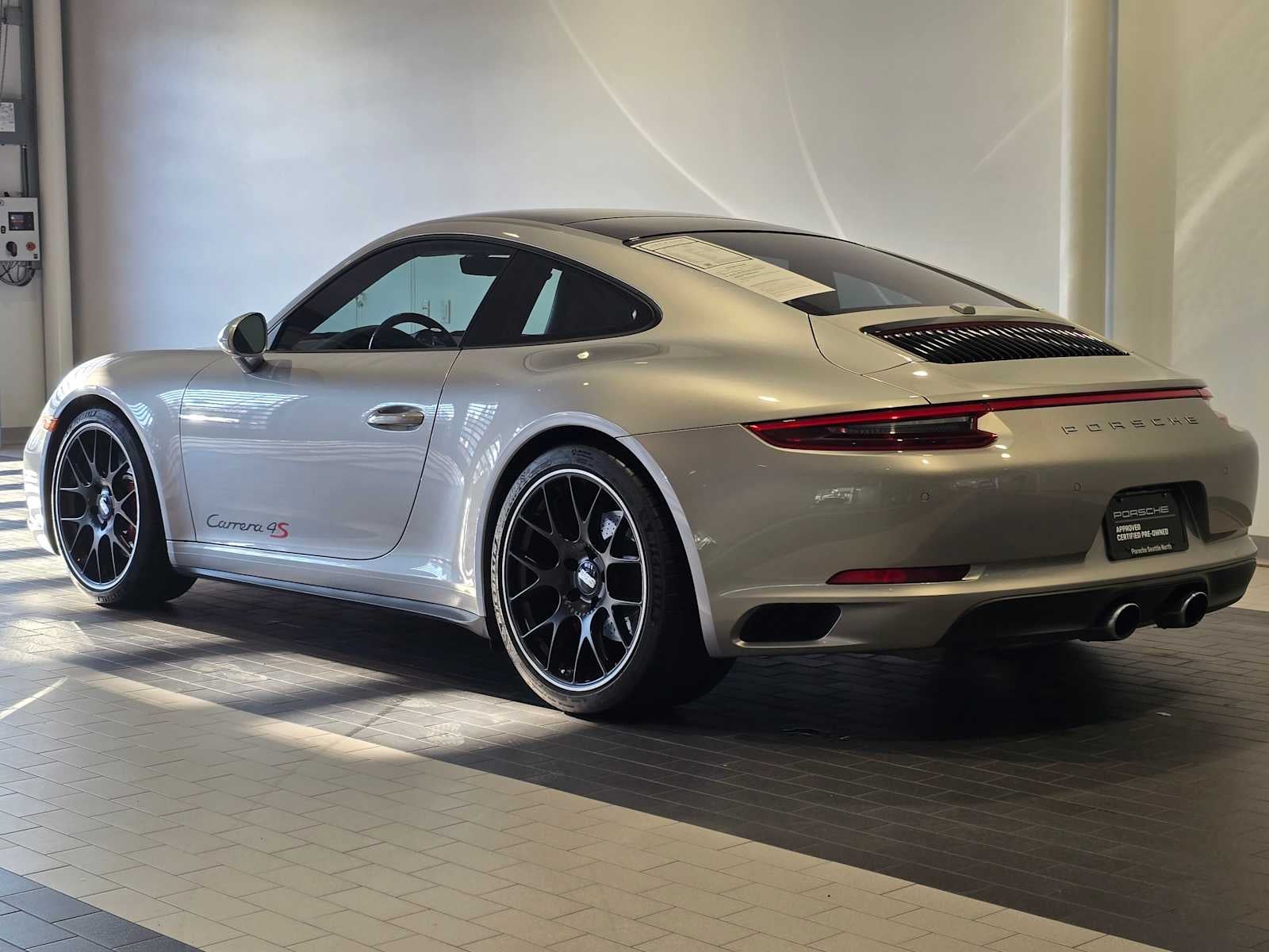 2017 Porsche 911 Carrera 4S