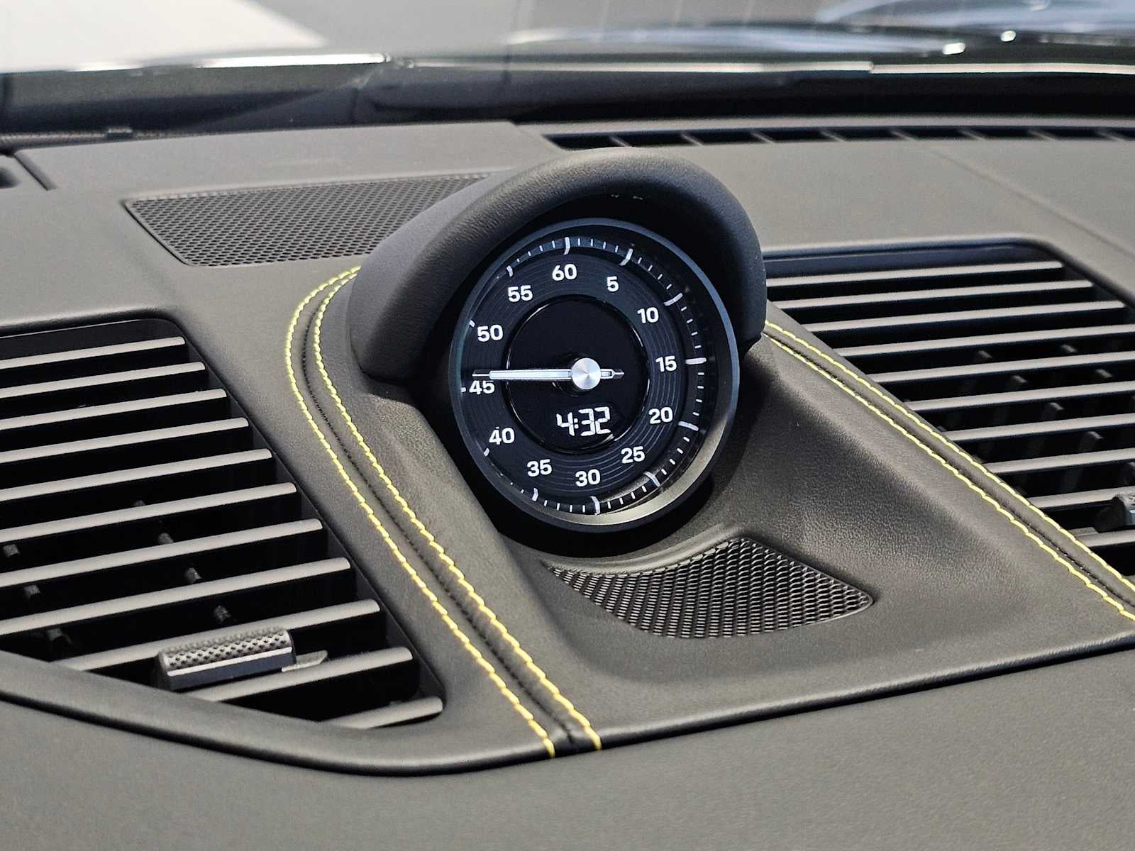 2026 Porsche 911 Carrera GTS