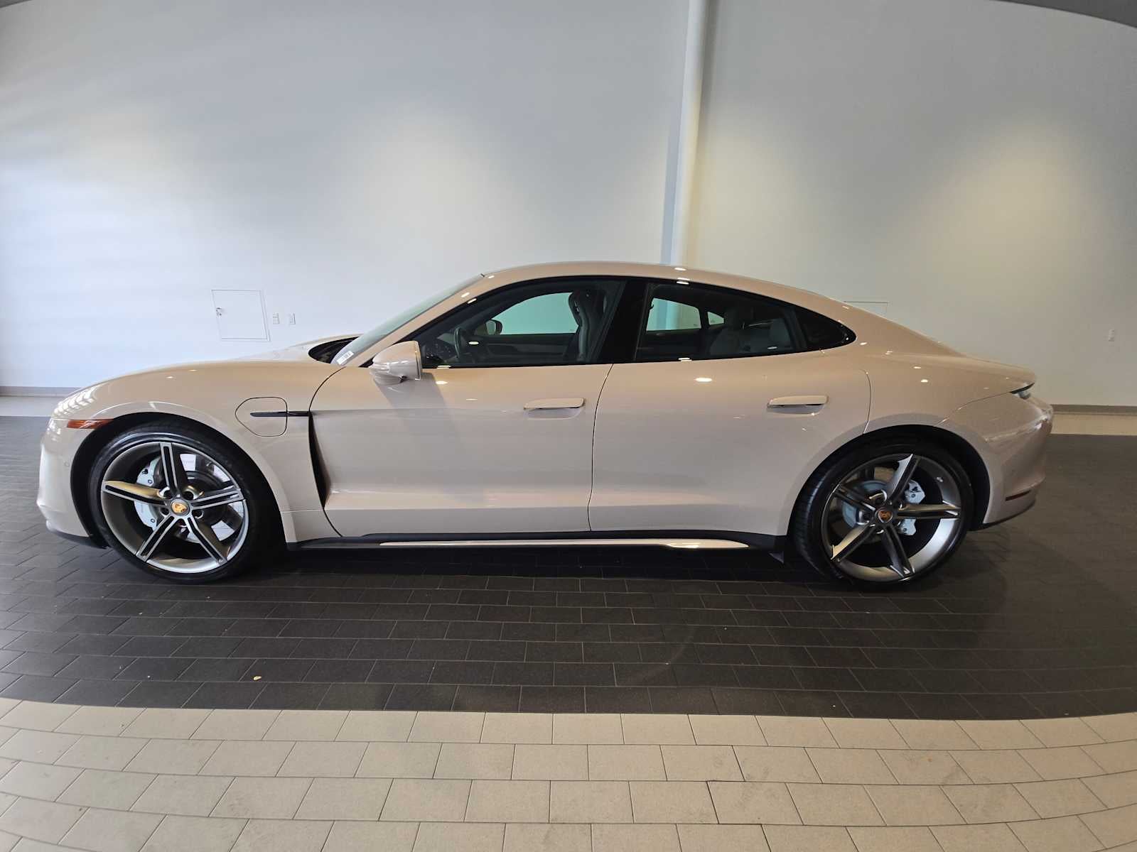 Certified 2024 Porsche Taycan S with VIN WP0AB2Y13RSA35384 for sale in Lynnwood, WA