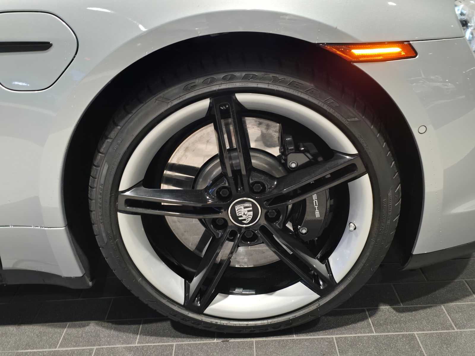 2022 Porsche Taycan 4S