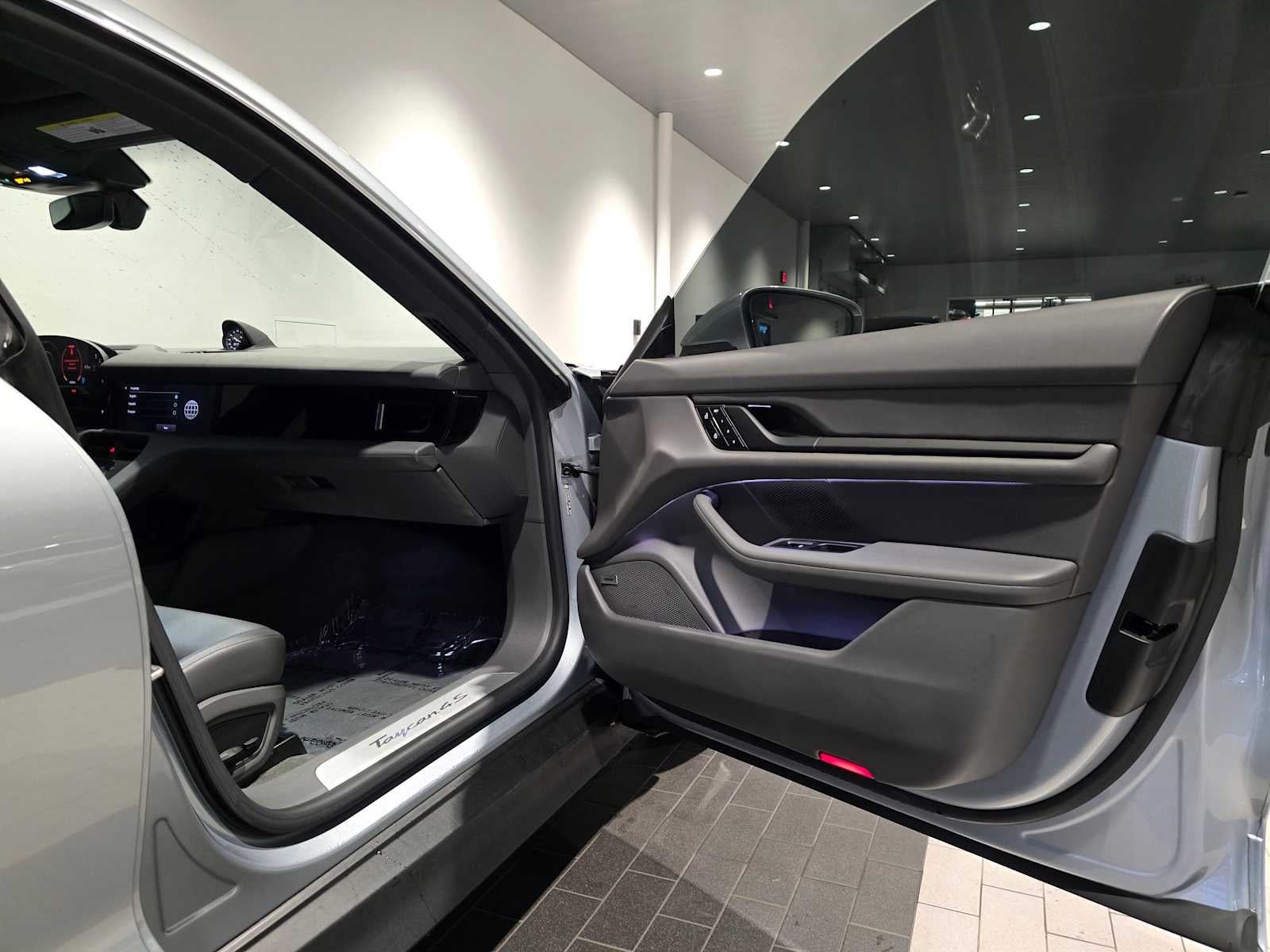 2022 Porsche Taycan 4S