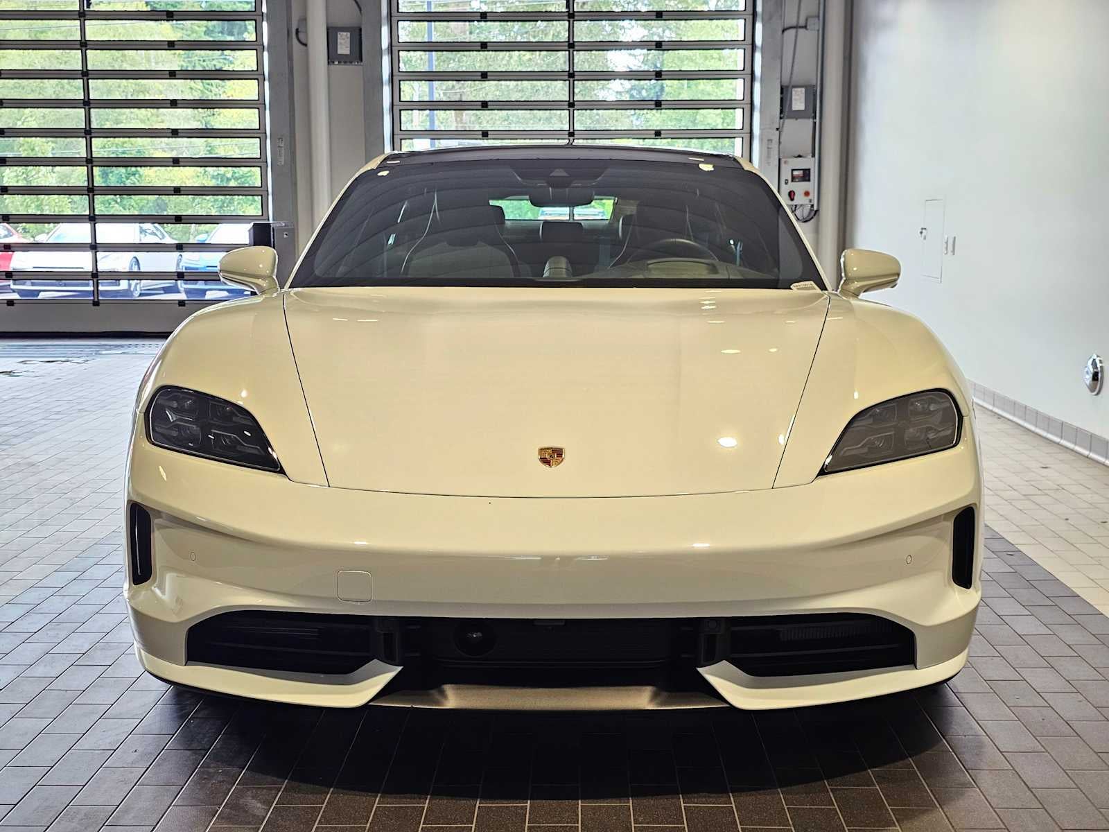 2025 Porsche Taycan 4S