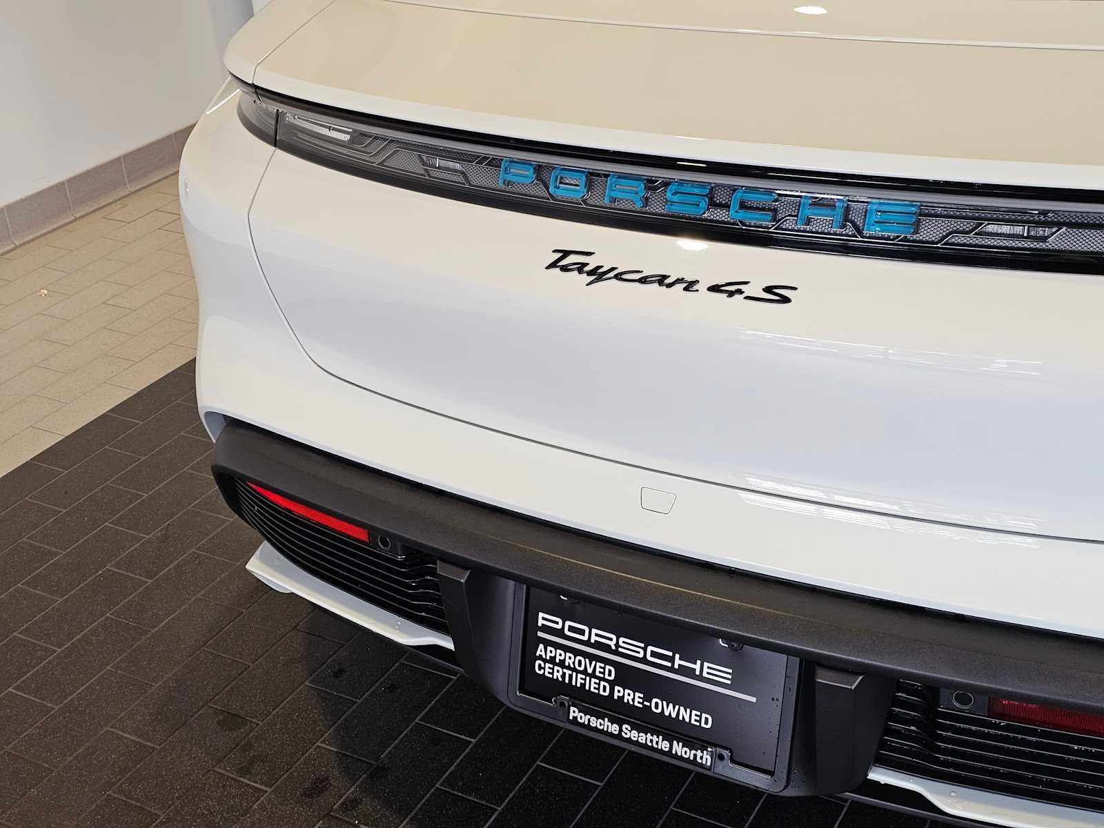 2025 Porsche Taycan 4S