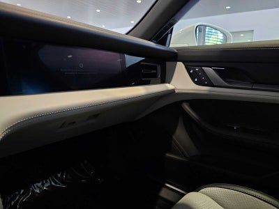 2025 Porsche Taycan 4S