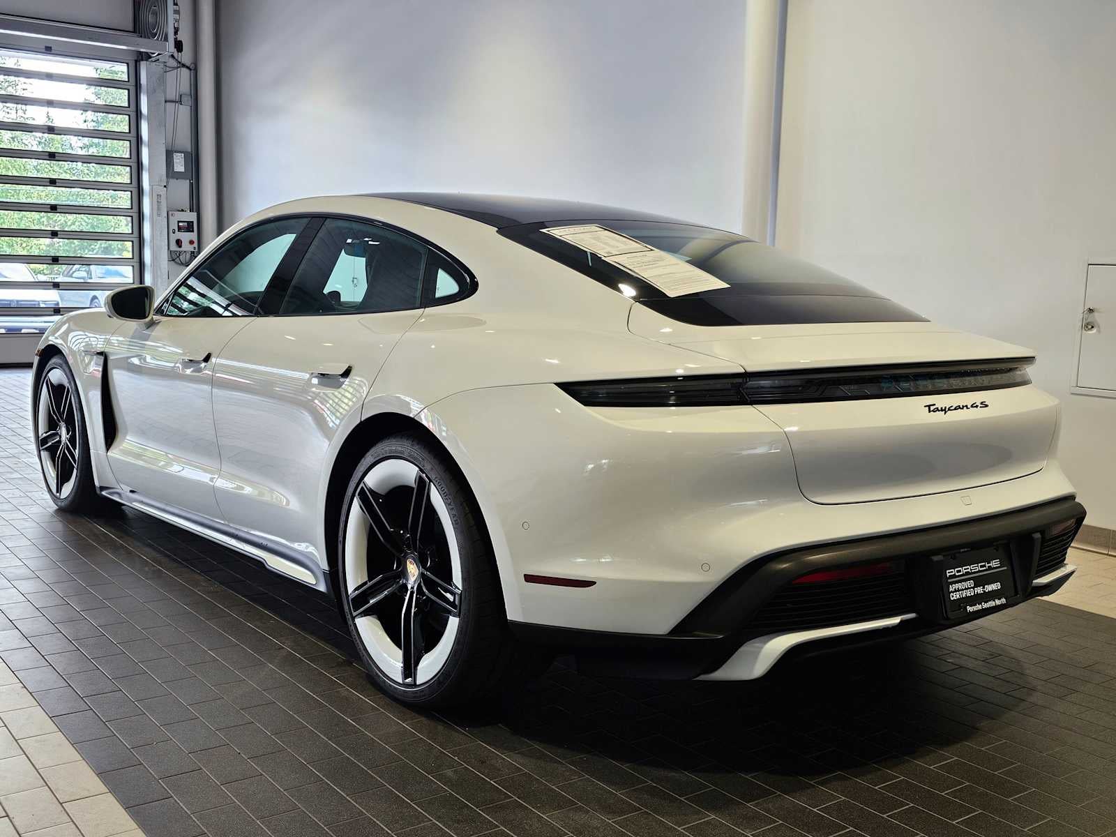 2025 Porsche Taycan 4S