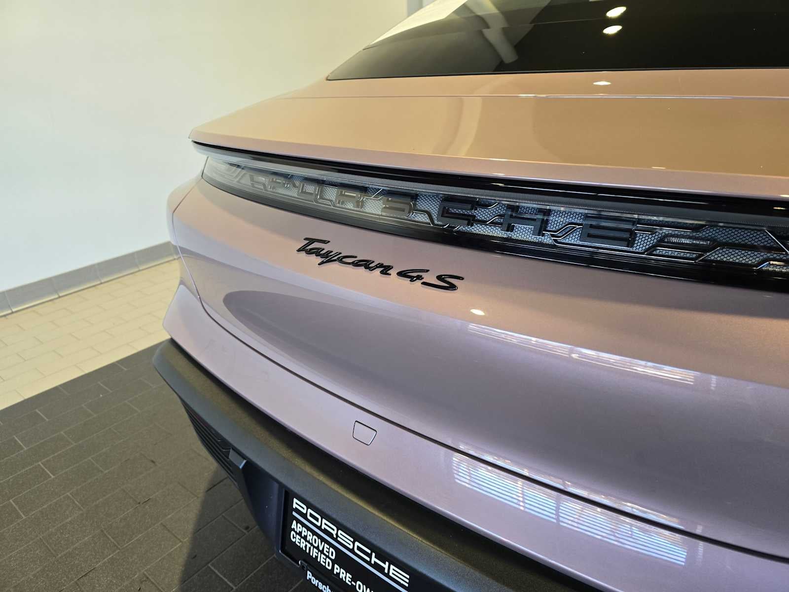 2024 Porsche Taycan 4S