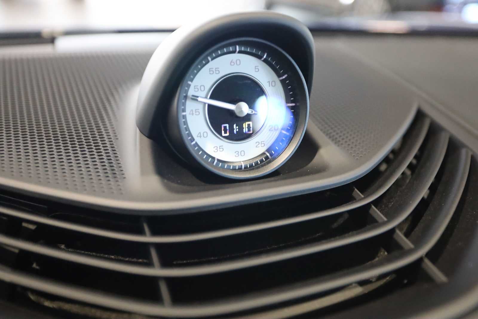 2020 Porsche Taycan Taycan Turbo