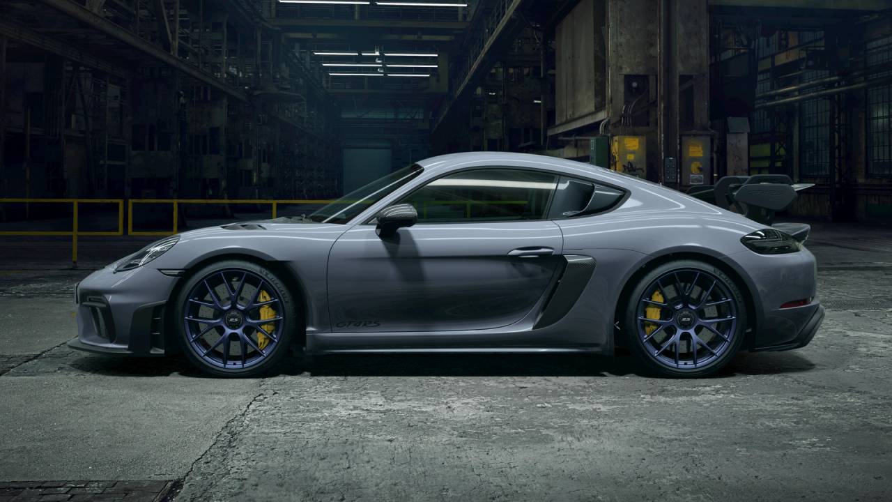2023 Porsche 718 Cayman GT4 RS
