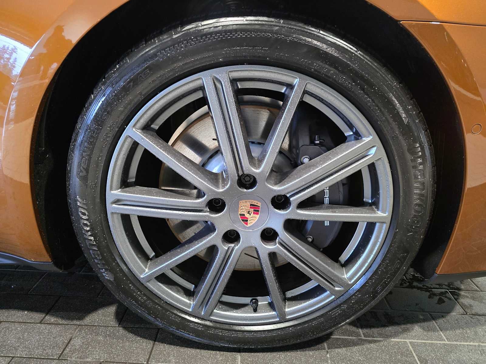 2026 Porsche Panamera 4 E-Hybrid