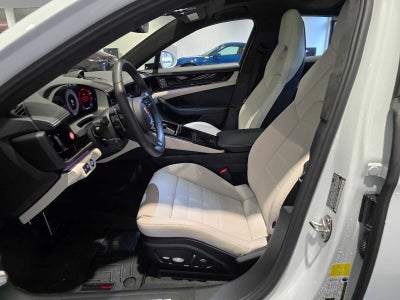 2025 Porsche Panamera GTS