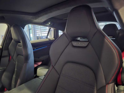 2026 Porsche Panamera GTS