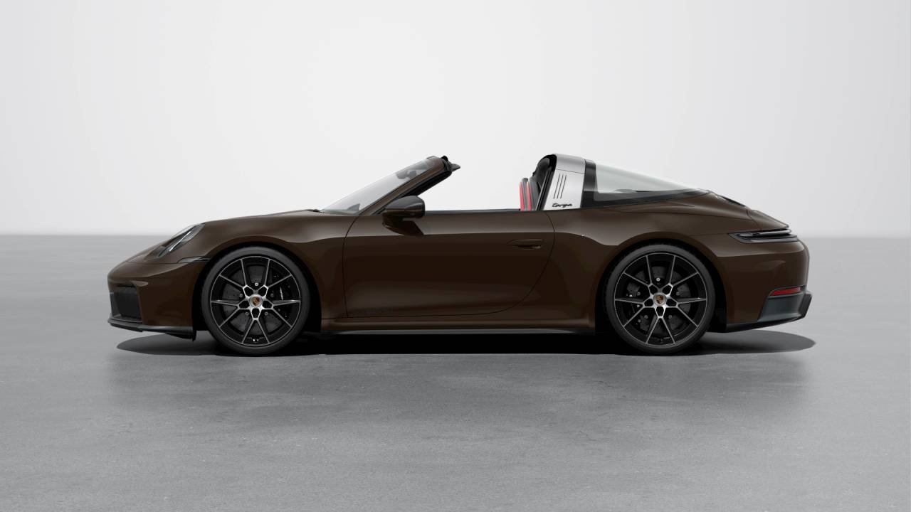 2026 Porsche 911 4 GTS