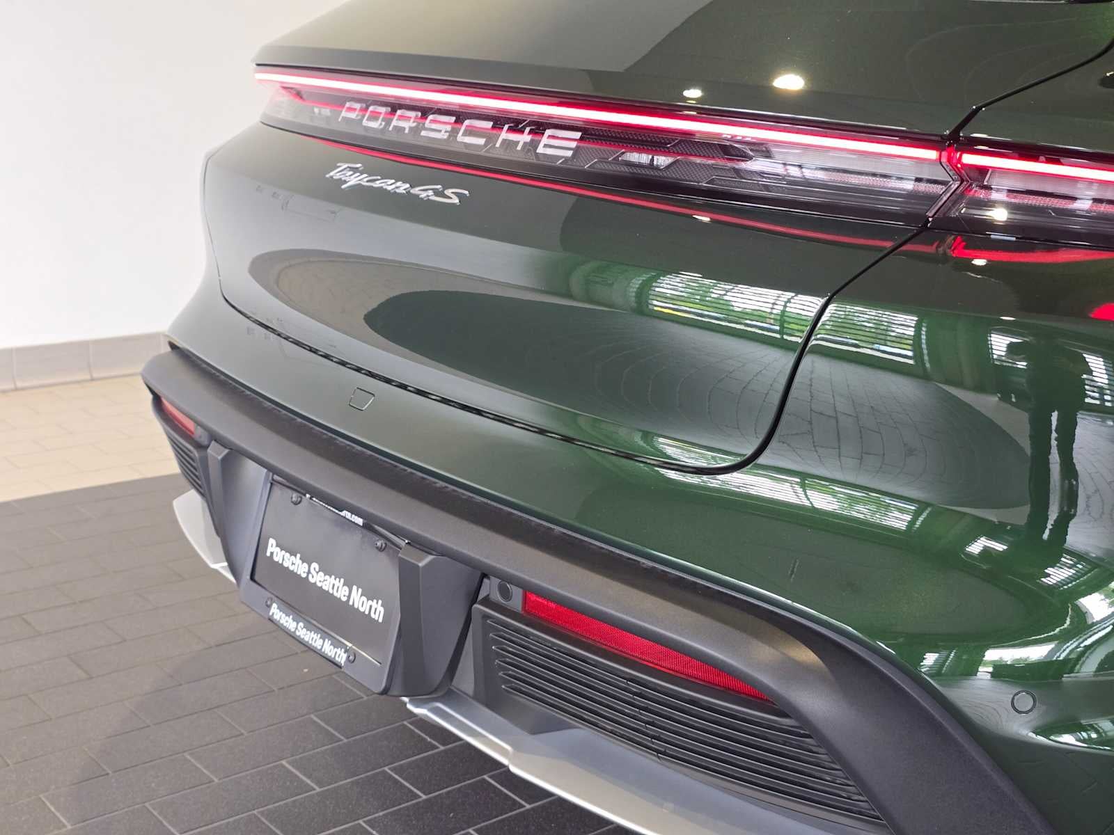 2026 Porsche Taycan Taycan 4S Cross Turismo