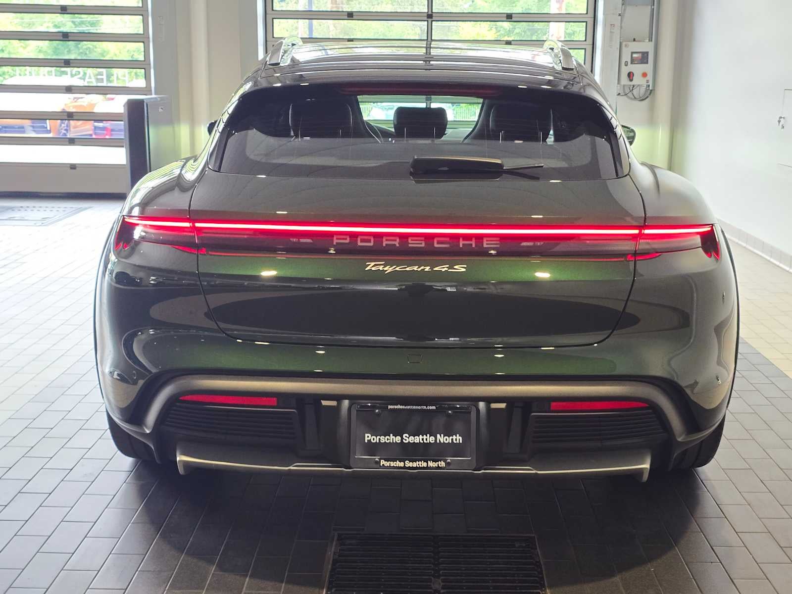 2026 Porsche Taycan Taycan 4S Cross Turismo