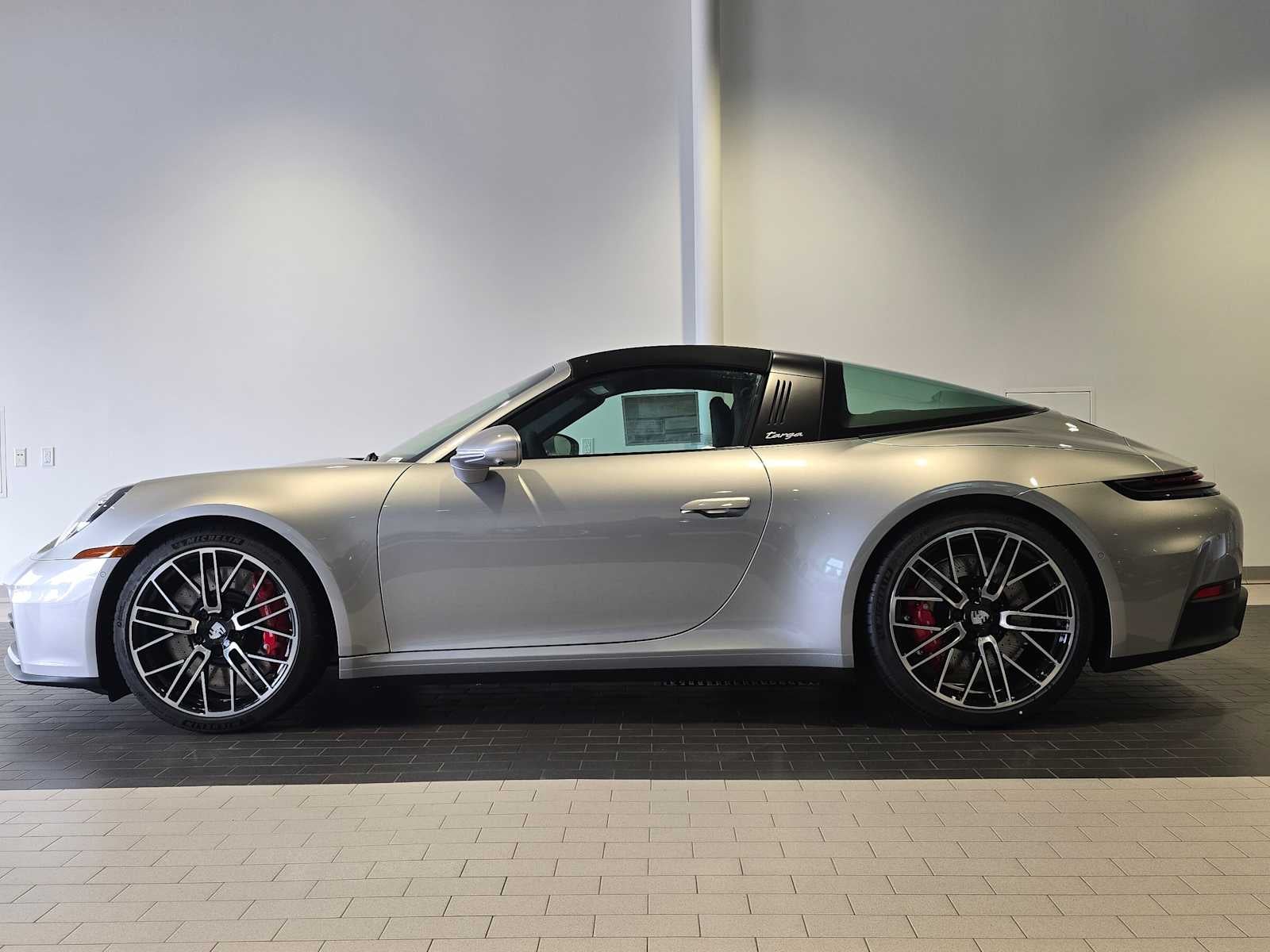 2026 Porsche 911 4S