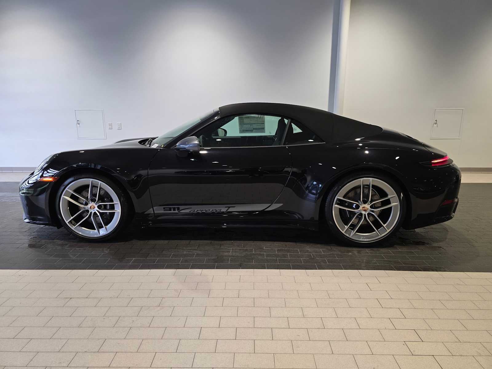 2026 Porsche 911 Carrera T