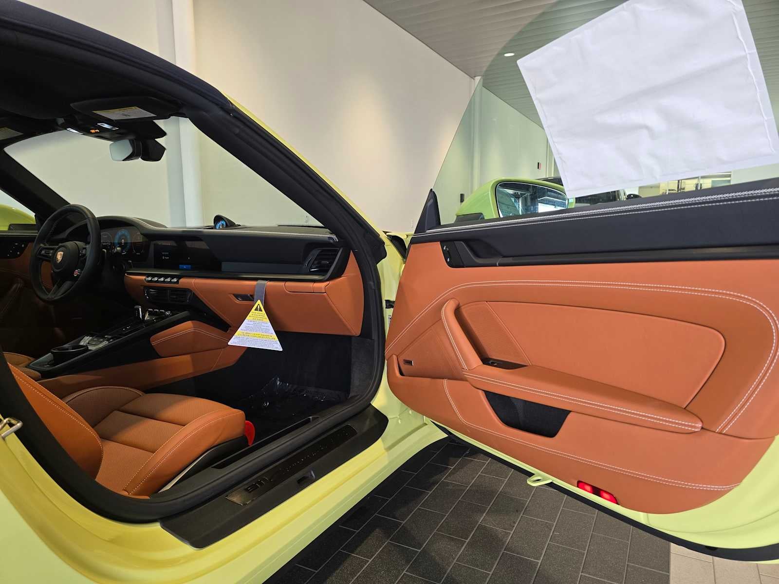 2026 Porsche 911 Carrera 4 GTS